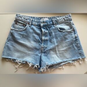 ZARA JEAN SHORT